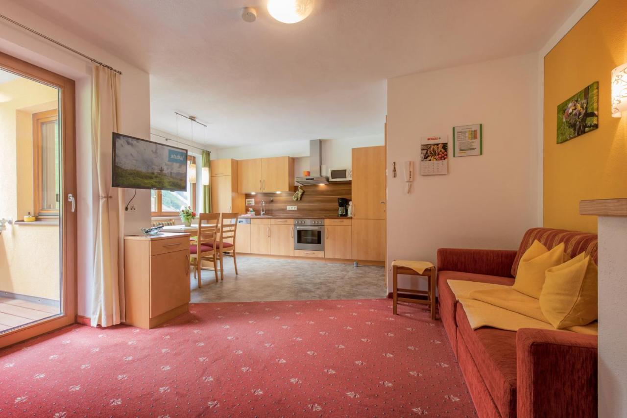 Haus Rosmarie Apartment นอยชติฟ อิม ชตูไปทัล ภายนอก รูปภาพ